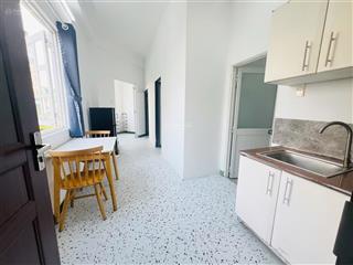 Cho thuê căn hộ 2 phòng ngủ đầy đủ nội thất có ban công thoáng cách parc mall quận 8 chỉ 300m đi bộ