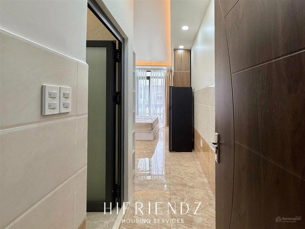 Căn hộ mới an ninh  sạch sẽ  đầy đủ nội thất có thang máy ở đường trần tuấn khải quận 5
