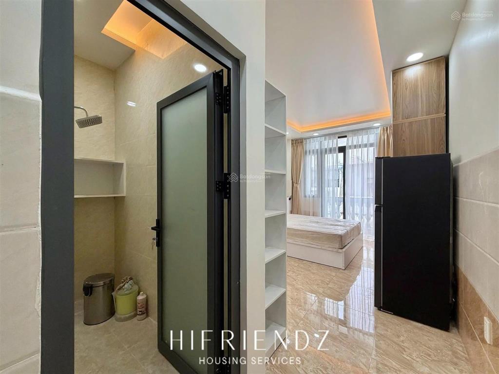 Căn hộ mới an ninh  sạch sẽ  đầy đủ nội thất có thang máy ở đường trần tuấn khải quận 5
