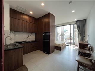 Cho thuê đúng hình  đúng giá căn hộ mặt tiền đường hùng vương quận 5 có ban công thang máy cực mới