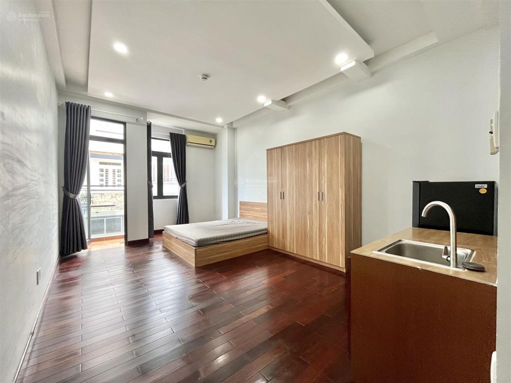 Căn hộ ban công thoáng mát 38m2 rộng rãi đầy đủ nội thất gần cầu chánh hưng, quận 8