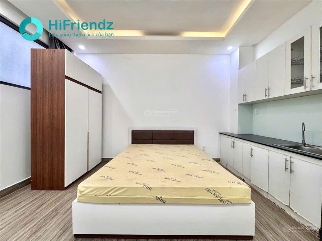 Căn hộ mini có ban công thoáng đầy đủ nội thất giá rẻ ngay âu dương lân gần cầu chữ y quận 8