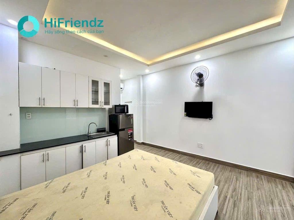 Căn hộ mini có ban công thoáng đầy đủ nội thất giá rẻ ngay âu dương lân gần cầu chữ y quận 8