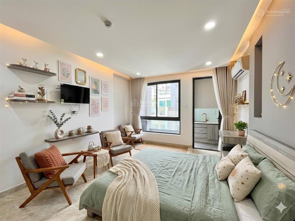 Căn hộ 40m2 siêu thoáng nội thất đẹp ngay đường nguyễn tri phương quận 5 gần vòng đại học y dược