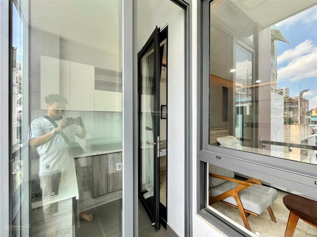 Căn hộ 40m2 siêu thoáng nội thất đẹp ngay đường nguyễn tri phương quận 5 gần vòng đại học y dược