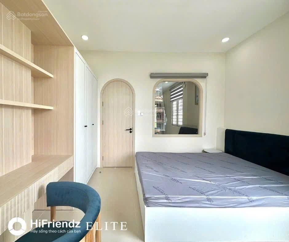 Căn hộ chung cư 1 phòng ngủ 50m2 có ban công view thoáng gần sát đại học y dược quận 5