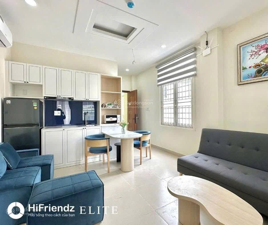 Căn hộ chung cư 1 phòng ngủ 50m2 có ban công view thoáng gần sát đại học y dược quận 5