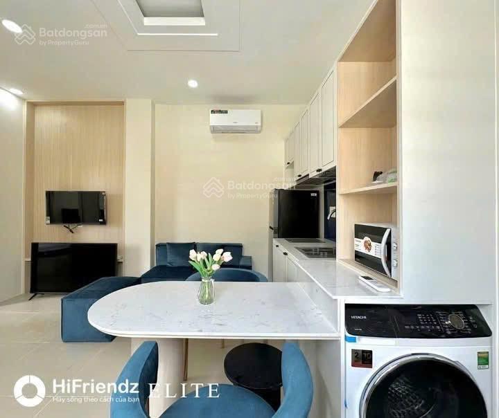 Căn hộ chung cư 1 phòng ngủ 50m2 có ban công view thoáng gần sát đại học y dược quận 5