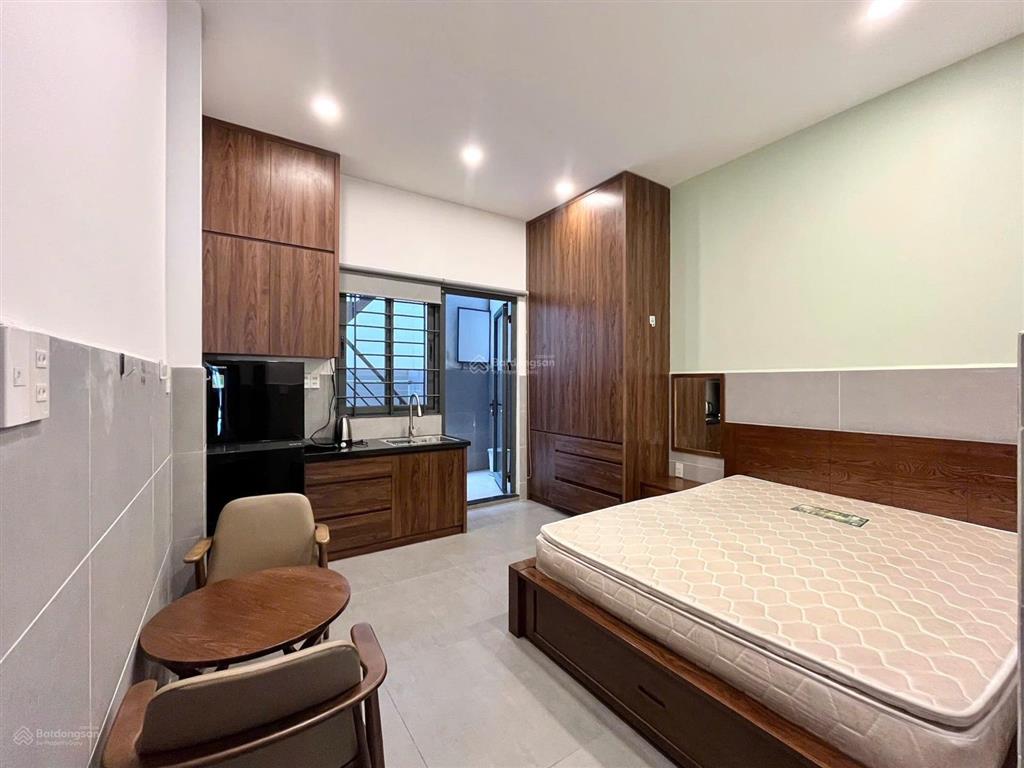 Căn hộ đẹp  nhà chính chủ gửi cho thuê mặt tiền đường hùng vương q5 gần đại học khoa học tự nhiên