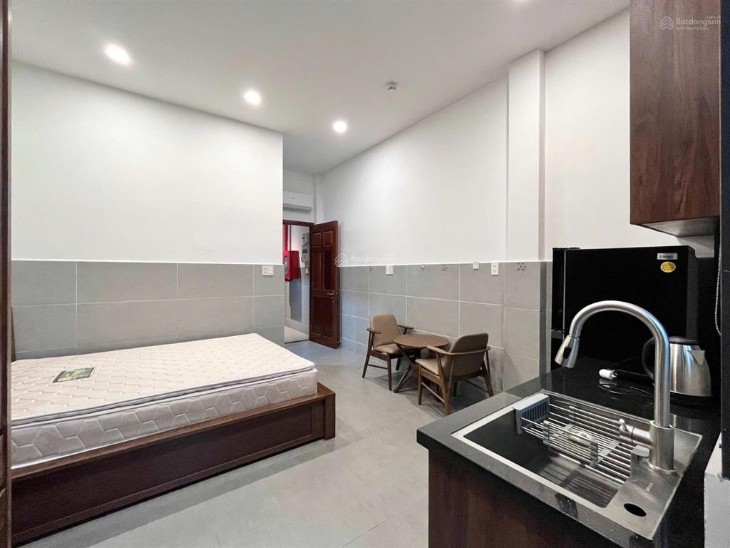 Căn hộ đẹp  nhà chính chủ gửi cho thuê mặt tiền đường hùng vương q5 gần đại học khoa học tự nhiên