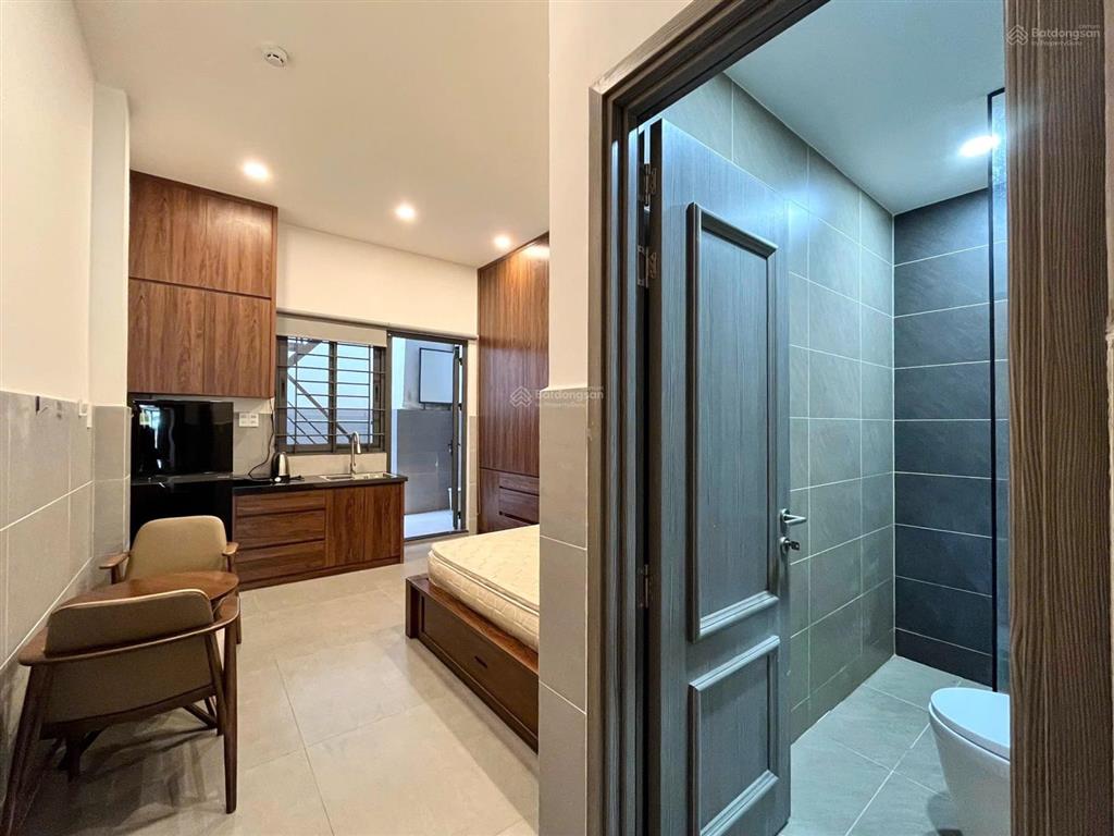 Căn hộ đẹp  nhà chính chủ gửi cho thuê mặt tiền đường hùng vương q5 gần đại học khoa học tự nhiên