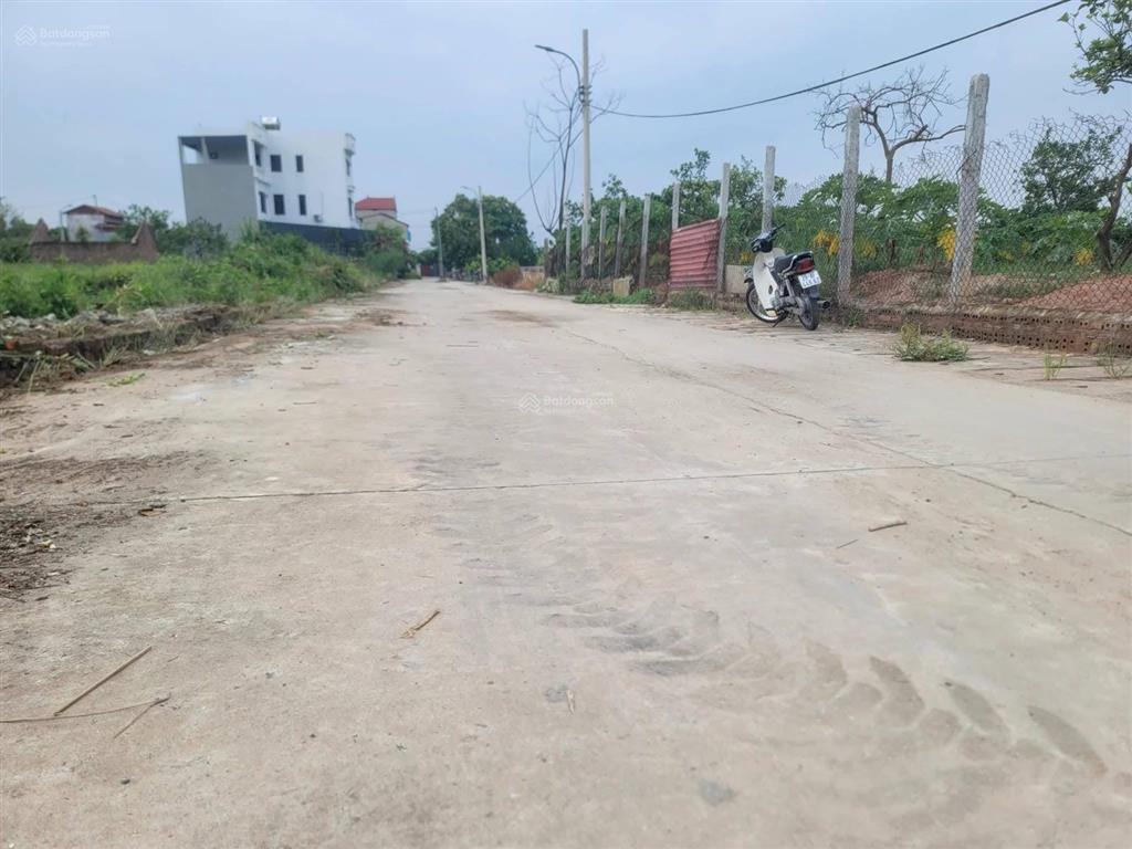 Siêu phẩm bìa làng giá tốt tổ 10 tt quang minh  mê linh  hn dt64m2  full thổ cư