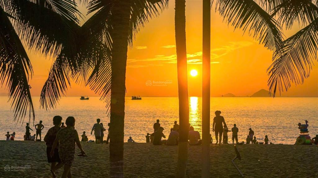 Đất siêu đẹp tại biển hòn chồng, đường cao văn bé, nha trang, ngang 12m 24,5tỷ