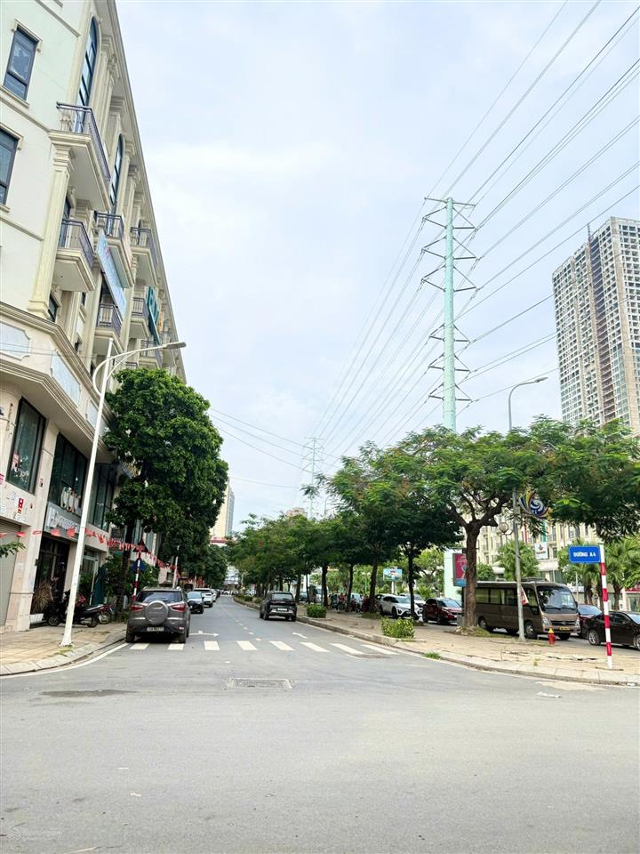 Cho thuê shophouse 91m2, giá siêu hời 20 triệu ở him lam vạn phúc, hà đông
