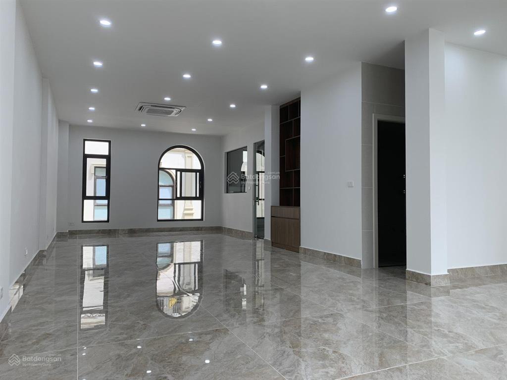 Cho thuê shophouse 2 mặt tiền  91m2 tại him lam vạn phúc, 60 triệu vnd