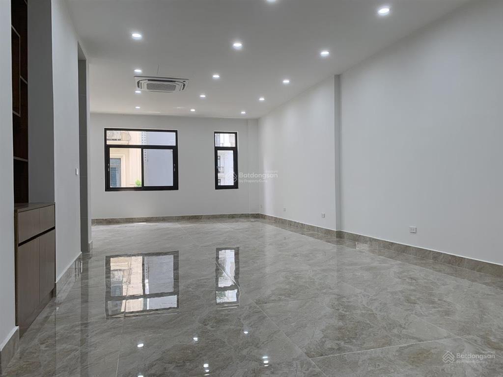 Cho thuê shophouse 2 mặt tiền  91m2 tại him lam vạn phúc, 60 triệu vnd