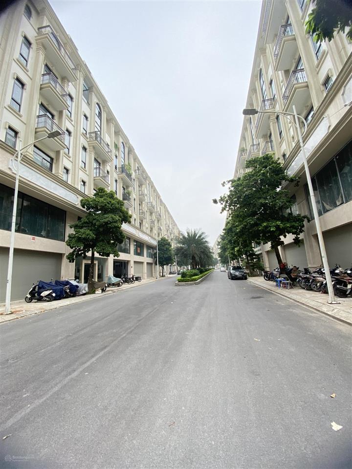 Cho thuê shophouse 2 mặt tiền  91m2 tại him lam vạn phúc, 60 triệu vnd