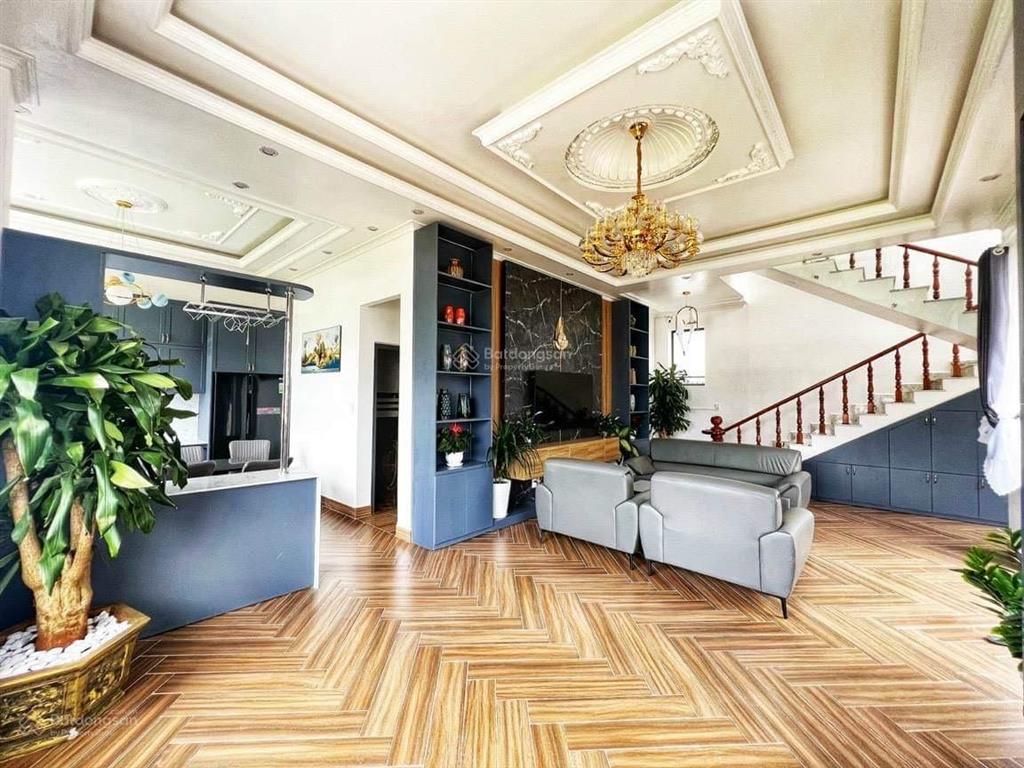 Tòa nhà đường lý thái tổ, phường vườn lài. 51 tỷ thương lượng