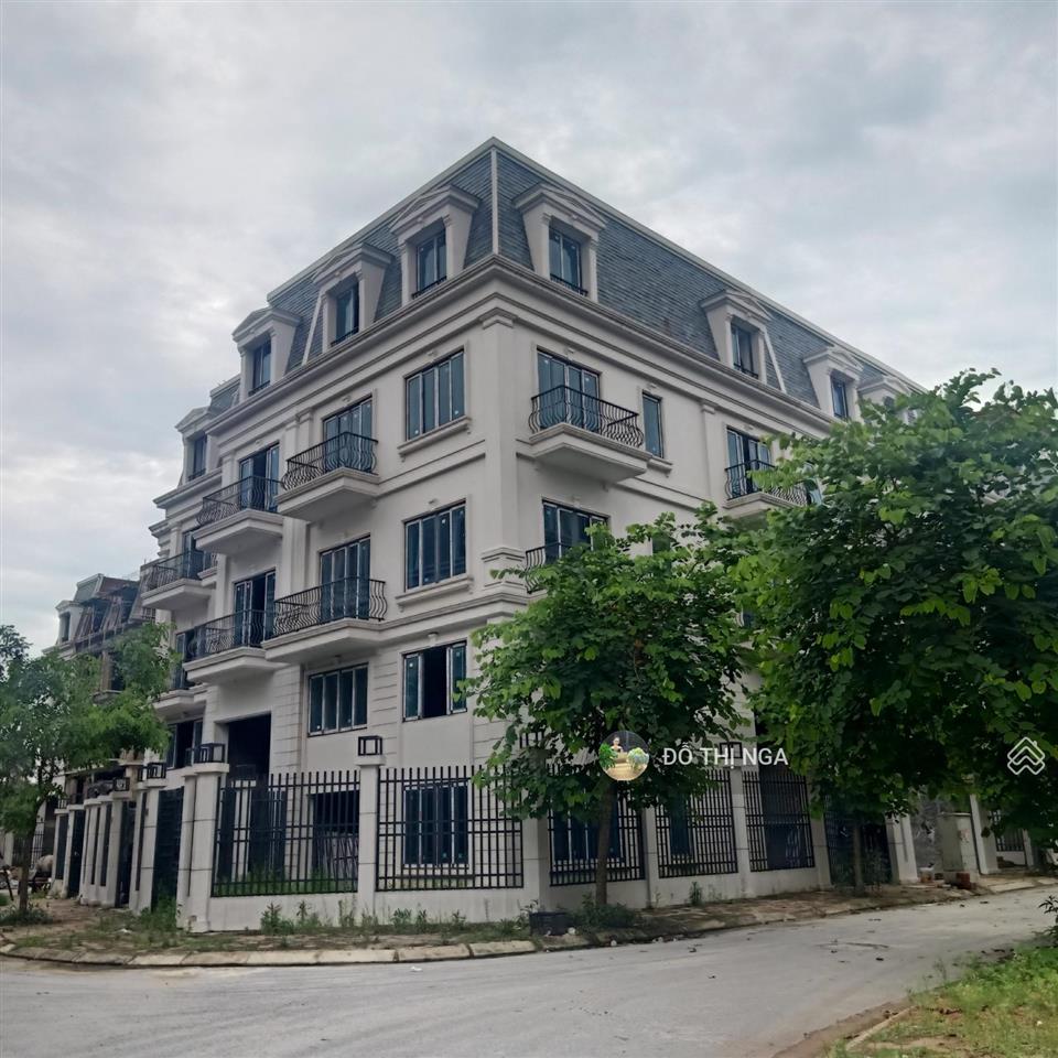 Tìm đâu căn liền kề trung tâm hà nội chủ ngộp bank cần bán chỉ hơn 7 tỷ, sẵn sổ đỏ.  0962 035 ***