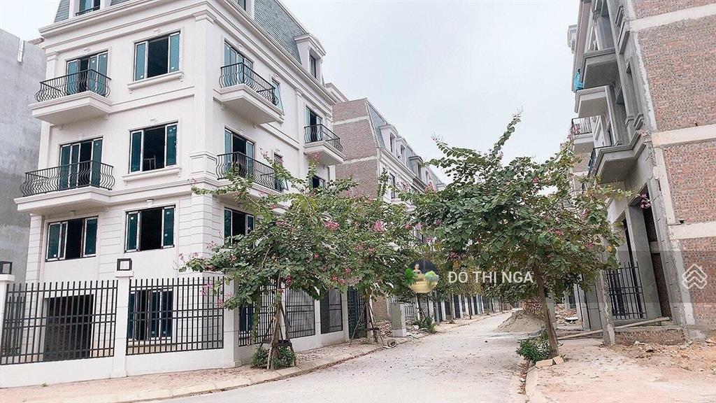 Tìm đâu căn liền kề trung tâm hà nội chủ ngộp bank cần bán chỉ hơn 7 tỷ, sẵn sổ đỏ.  0962 035 ***