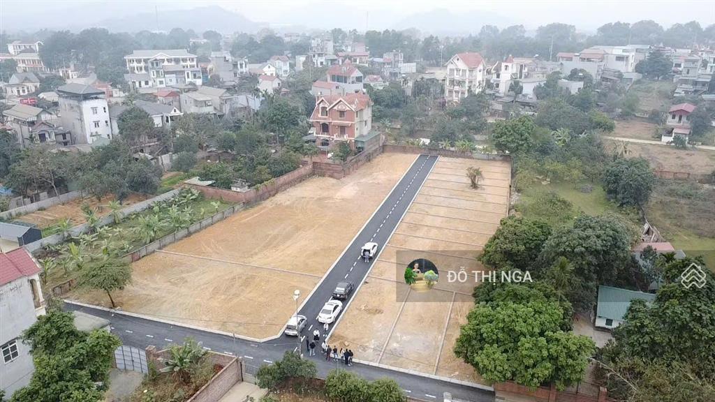 Chính chủ cần bán gấp 100m² thôn 7 phú cát đường oto tránh giá 4,1 tỷ.  0962 035 ***