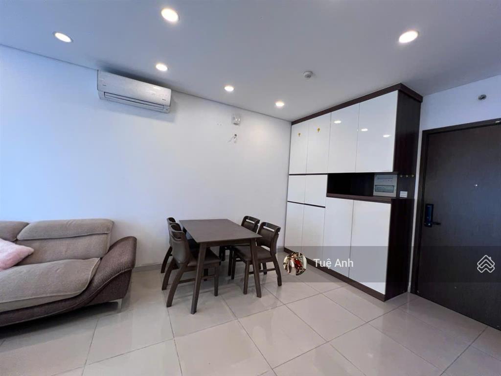 Chính chủ bán căn hộ dragon hill 2pn 2wc  4.5 tỷ 0904 133 ***