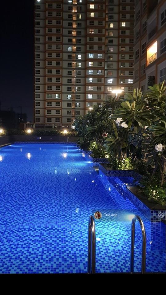 Chính chủ bán căn hộ dragon hill 2pn 2wc  4.5 tỷ 0904 133 ***