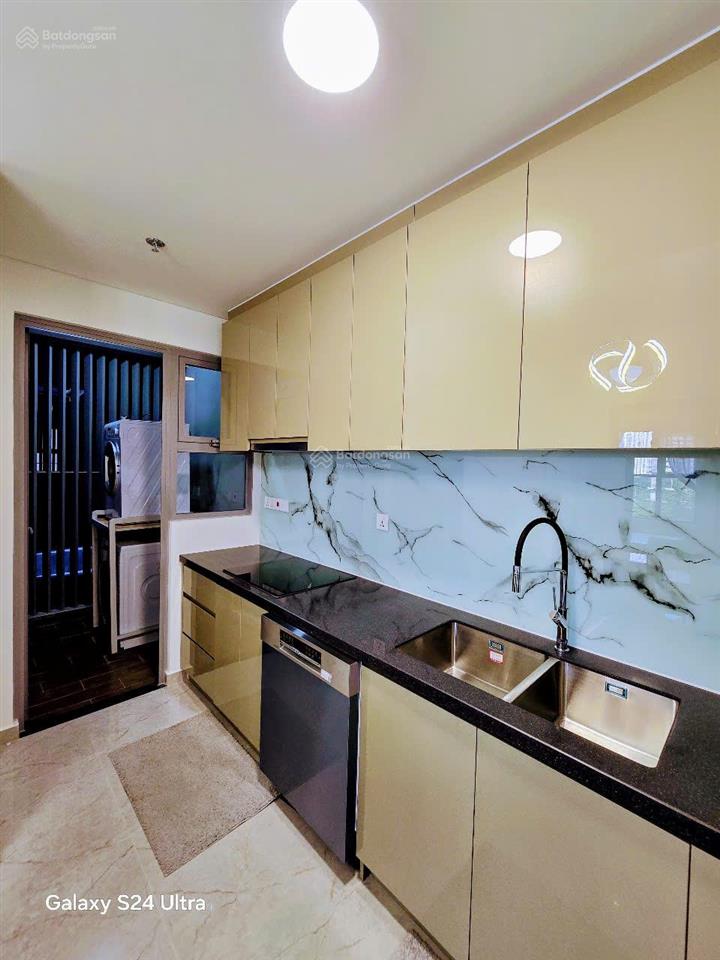 Cho thuê celesta rise 2pn 2wc full 16 triệu  0904 133 ***