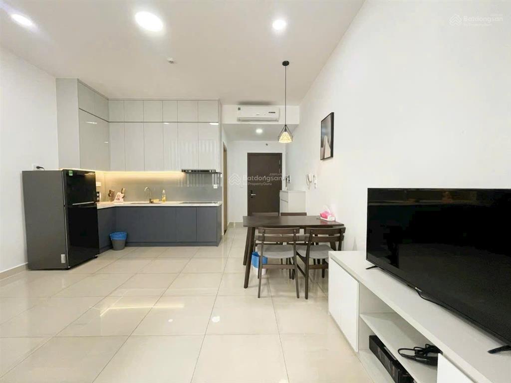 Sunrise city view 40m2 full 12 triệu  0904 133 ***