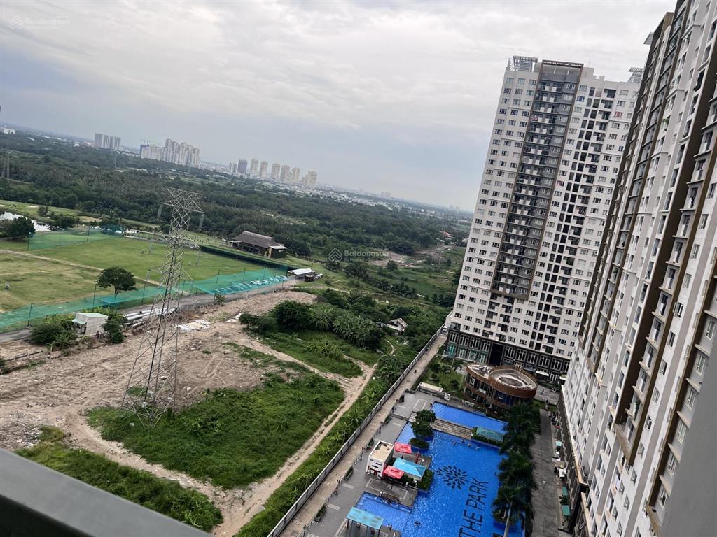 Bán gấp the park residence 2pn 1wc 2,7 tỷ  0904 133 ***