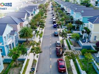 Duy nhất căn biệt thự 200m2 giá chỉ 4,9 tỷ chủ nhà cần bán nhanh,  em thân novaland 0909 090 ***