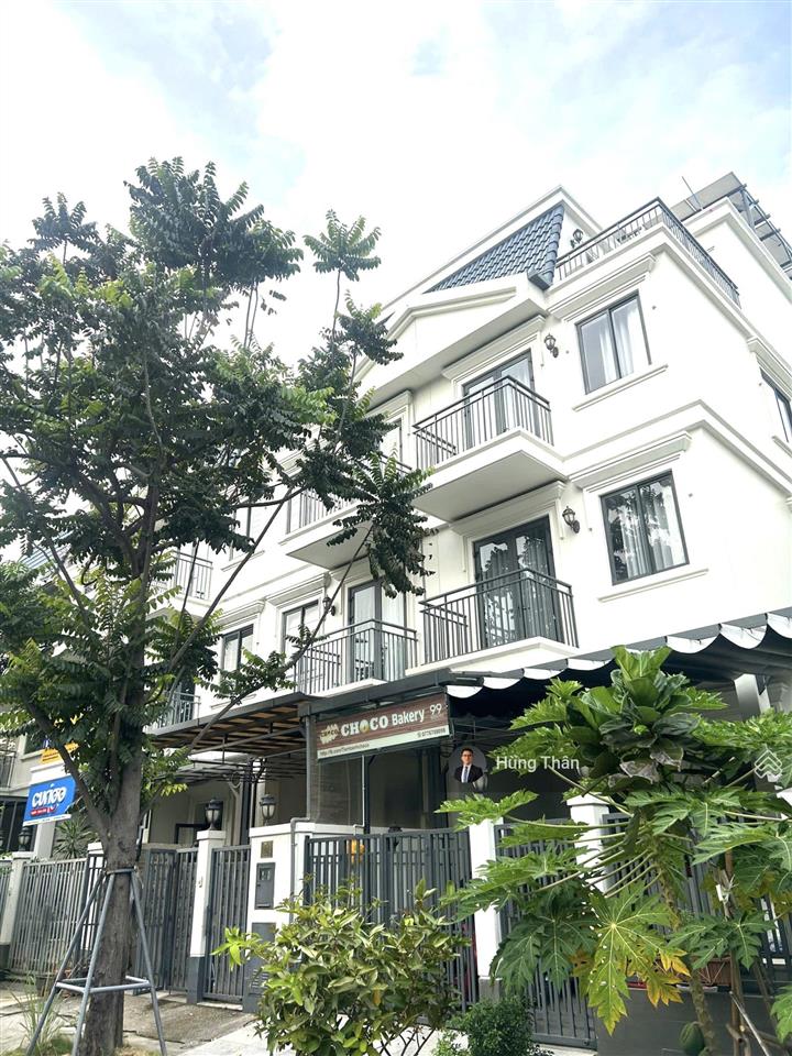 Chính chủ thiện chí bán căn nhà phố lakeview city, cửa chính hướng tây, giá 16,8 tỷ sang tên