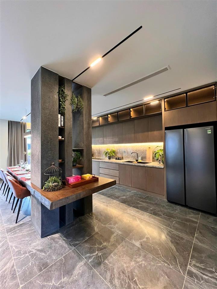Biệt thự biển đơn lập rộng 300m2, trực diện mặt tiền sông ray dành cho giới tinh hoa