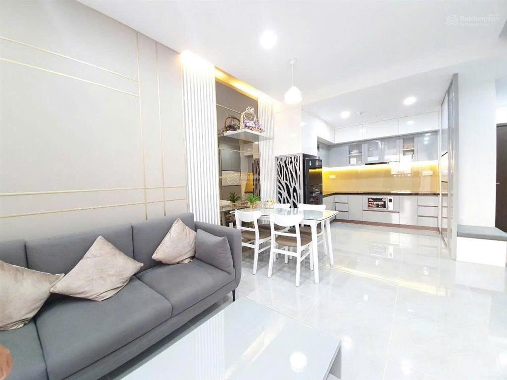 Hot  2 phòng ngủ nội thất đẹp chỉ 16tr  cho thuê căn hộ tòa golden mansion khu sân bay tsn