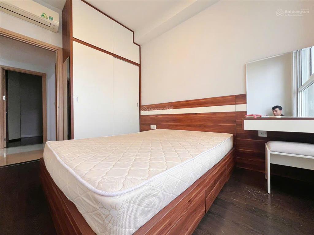 Cho thuê căn hộ 2pn chỉ 15tr tòa botanica premier 108 hồng hà  đối diện hàng không vn airline