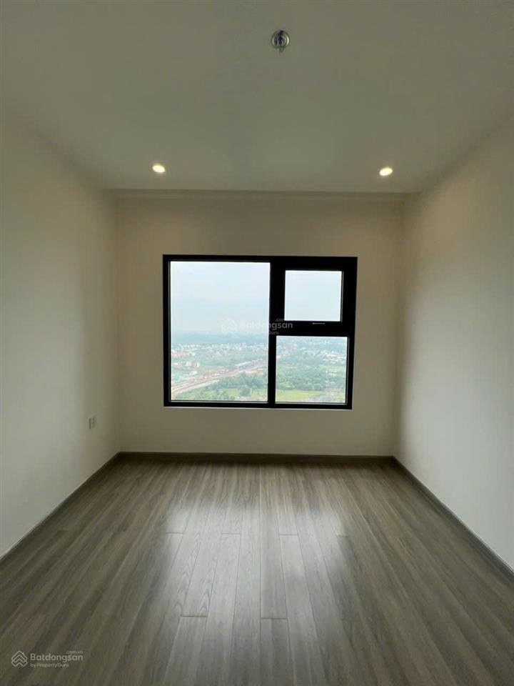 Bán căn 2 phòng ngủ giá tốt nhất còn sót lại tại beverly solari vinhomes grand park 3,1 tỷ hướng đn