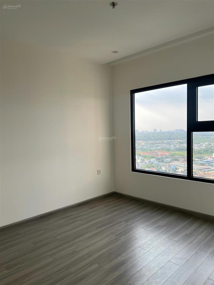 Bán căn 2 phòng ngủ giá tốt nhất còn sót lại tại beverly solari vinhomes grand park 3,1 tỷ hướng đn