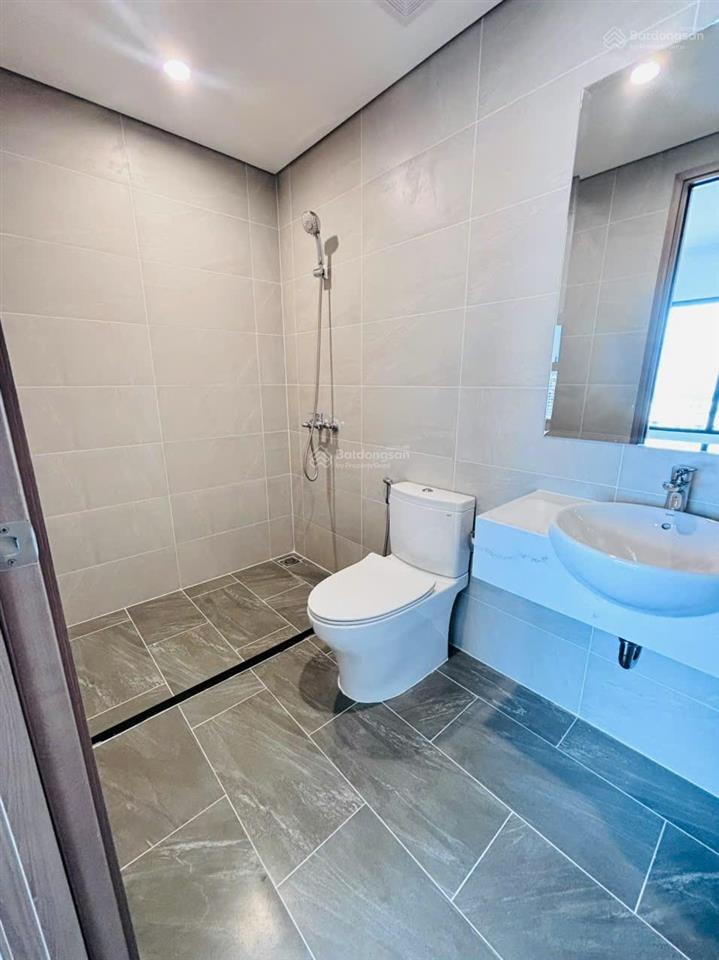 Bán căn 2 phòng ngủ giá tốt nhất còn sót lại tại beverly solari vinhomes grand park 3,1 tỷ hướng đn