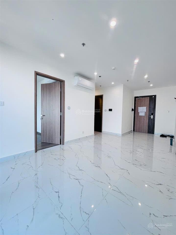 Bán căn 2 phòng ngủ giá tốt nhất còn sót lại tại beverly solari vinhomes grand park 3,1 tỷ hướng đn