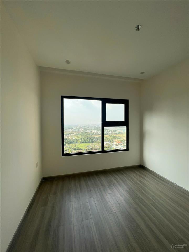 Bán căn 2 phòng ngủ giá tốt nhất còn sót lại tại beverly solari vinhomes grand park 3,1 tỷ hướng đn