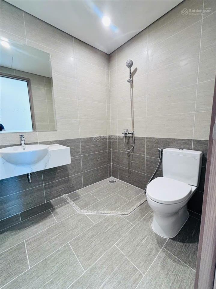 Bán căn 2 phòng ngủ giá tốt nhất còn sót lại tại beverly solari vinhomes grand park 3,1 tỷ hướng đn