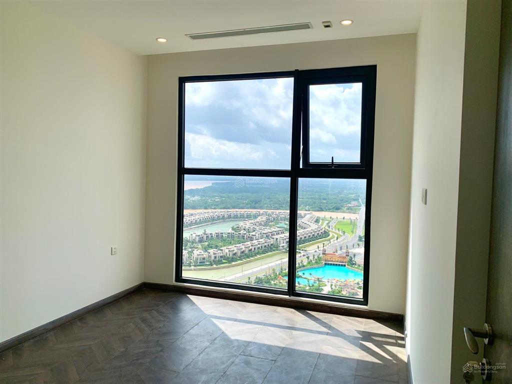 Siêu hot! bán căn 2pn 80m2 phân khu cao cấp beverly. giá 5,8 tỷview trực diện công viên, pháo hoa.