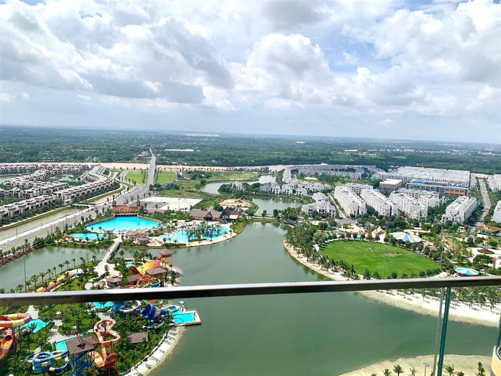 Siêu hot! bán căn 2pn 80m2 phân khu cao cấp beverly. giá 5,8 tỷview trực diện công viên, pháo hoa.