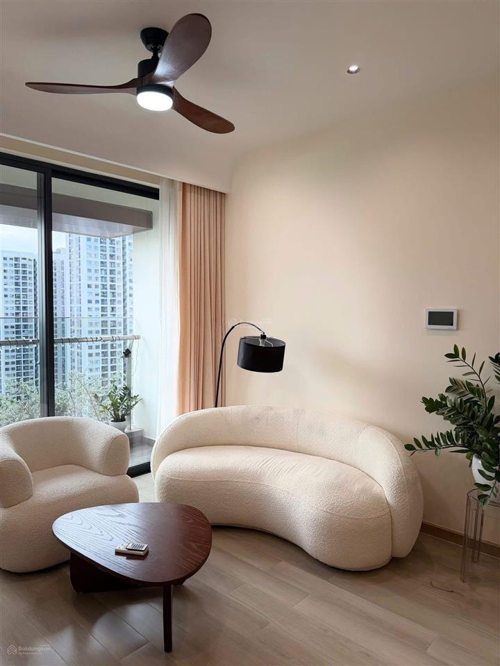 Cho thuê căn hộ 2pn2wc vinhomes grand park quận 9  giỏ hàng đa dạng, giá tốt