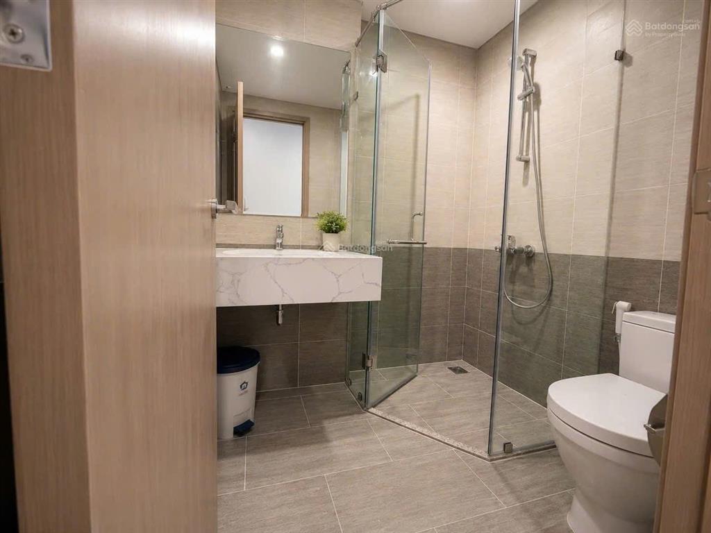 Cho thuê căn 2pn2wc, full nội thất đẹp, đối diện tttm vincom vinhomes grand park quận 9