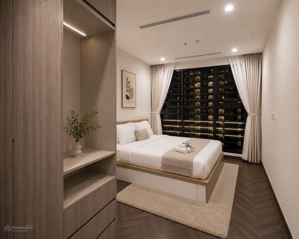 Cho thuê căn 3pn full nội thất cao cấp the opus one, view công viên và pháo hoa vinhomes grand park
