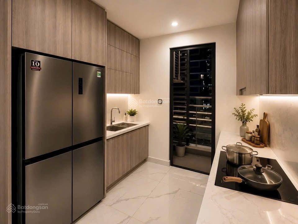 Cho thuê căn 3pn full nội thất cao cấp the opus one, view công viên và pháo hoa vinhomes grand park