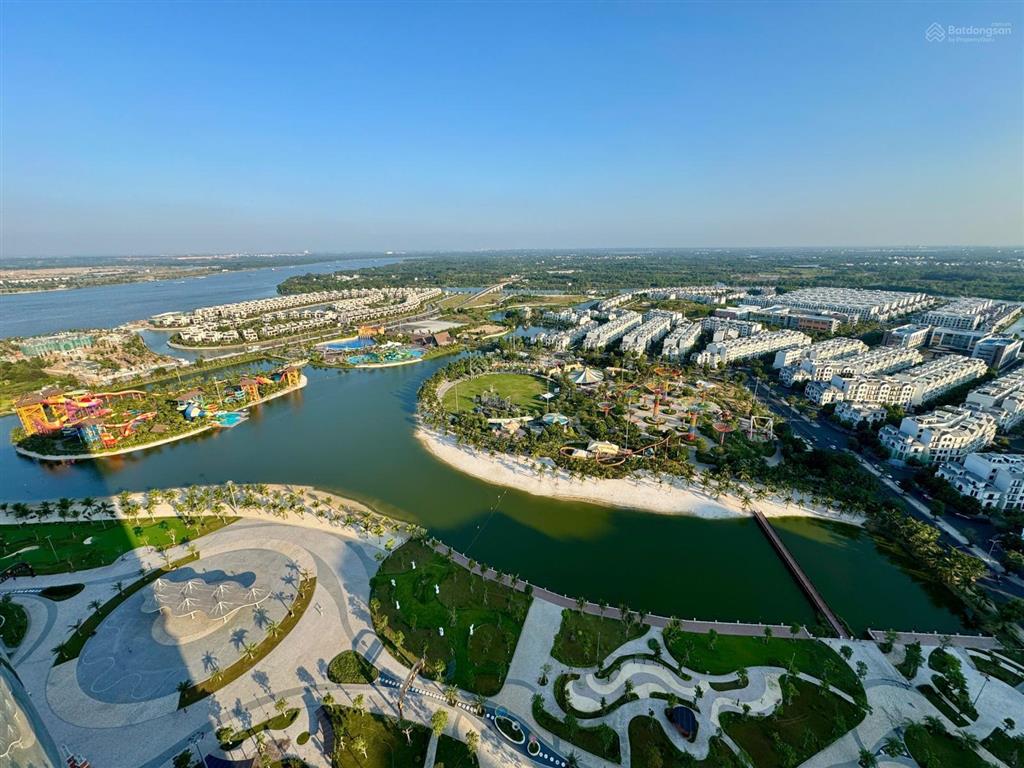 Cho thuê căn 3 phòng ngủ 85m2, nội thất cơ bản cđt, nhà mới, gần vincom