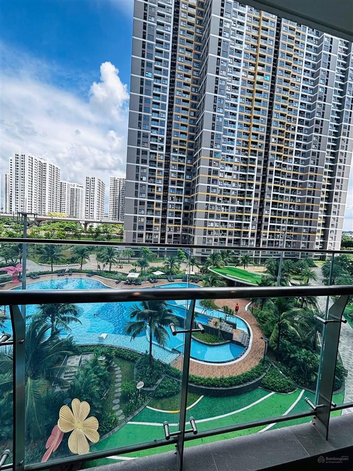Cho thuê căn 1 phòng ngủ, full nội thất luxury, khu glory heights kế bên tttm vincomgiá 9 triệu
