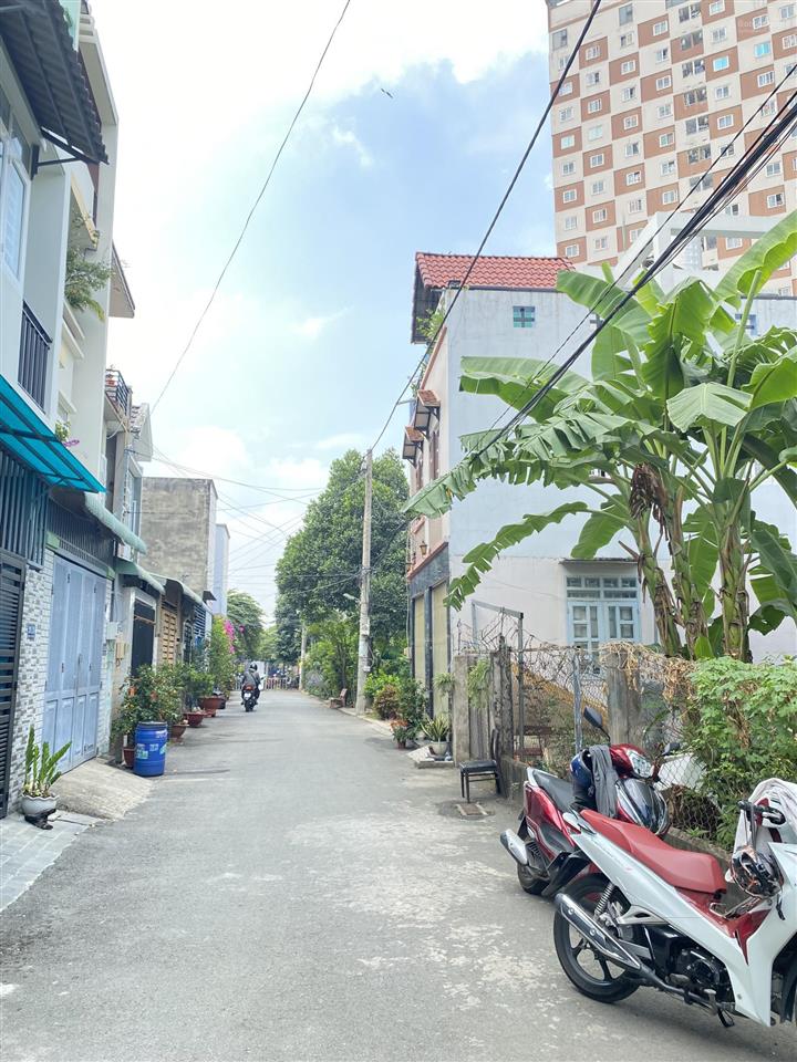 Duy nhất 72m2 2 tầng hơn 4 tỷ đường 6m ngay tam bình tđ